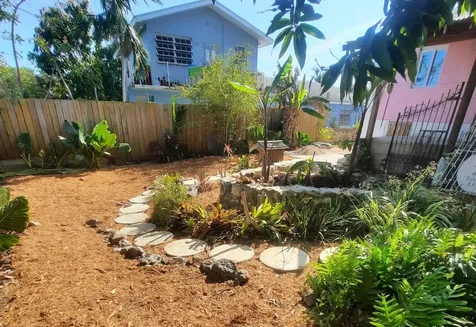 #39 Sears Hill Road New Providence Paradise Island BS