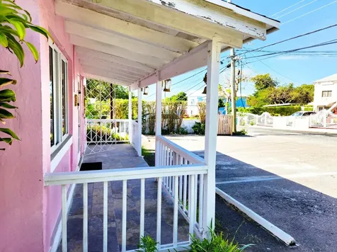 #39 Sears Hill Road New Providence Paradise Island BS