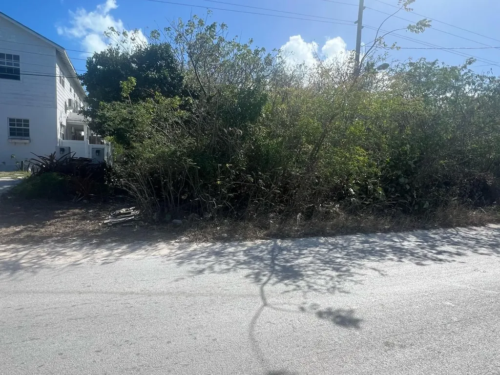 Queen's Highway, Bahama Sound No. 11 Exuma BS