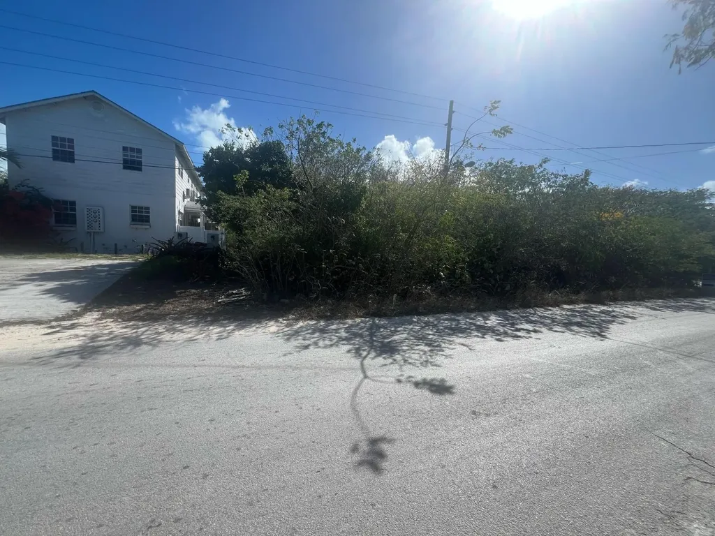 Queen's Highway, Bahama Sound No. 11 Exuma BS
