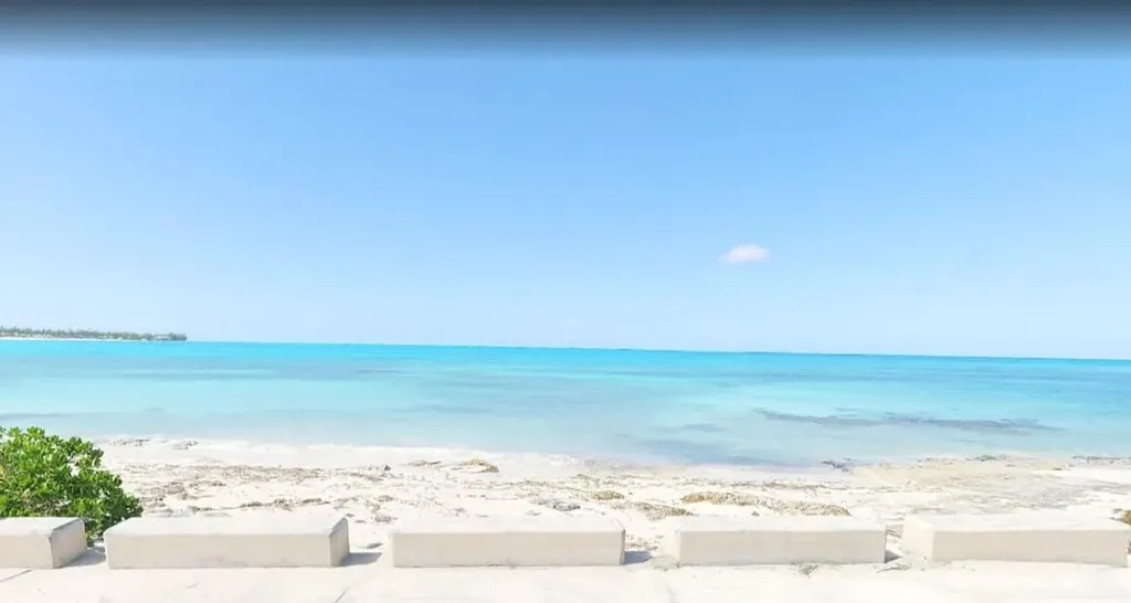 Bonefish Bay San Salvador BS
