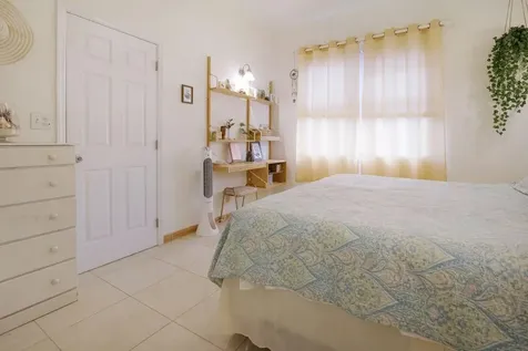 Royal Palm Way Grand Bahama Freeport BS