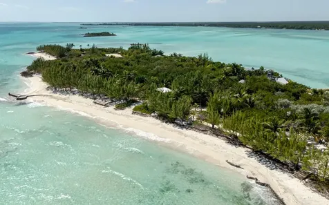 Victoria Island Andros BS