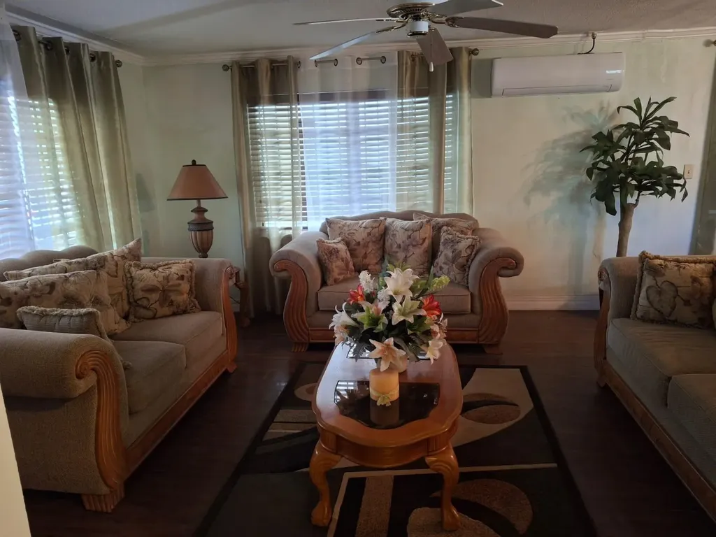 Street Vincent Road Home 2 New Providence Paradise Island BS