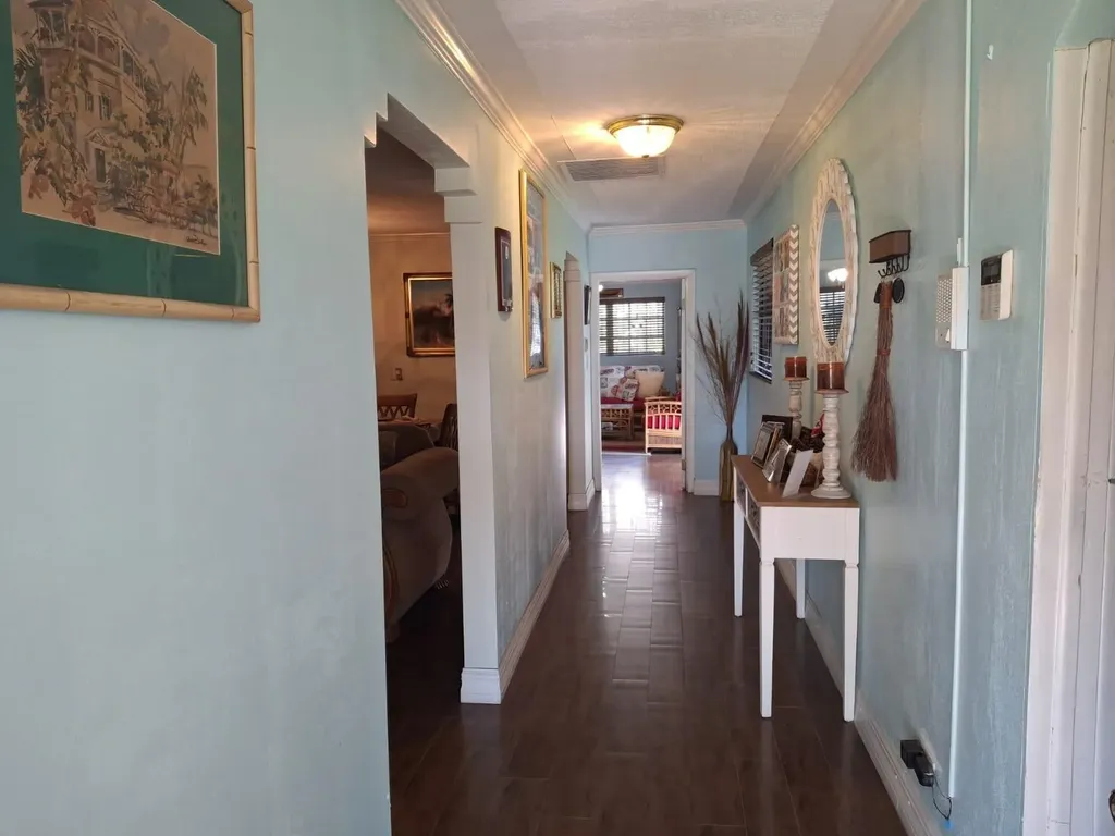 Street Vincent Road Home 2 New Providence Paradise Island BS