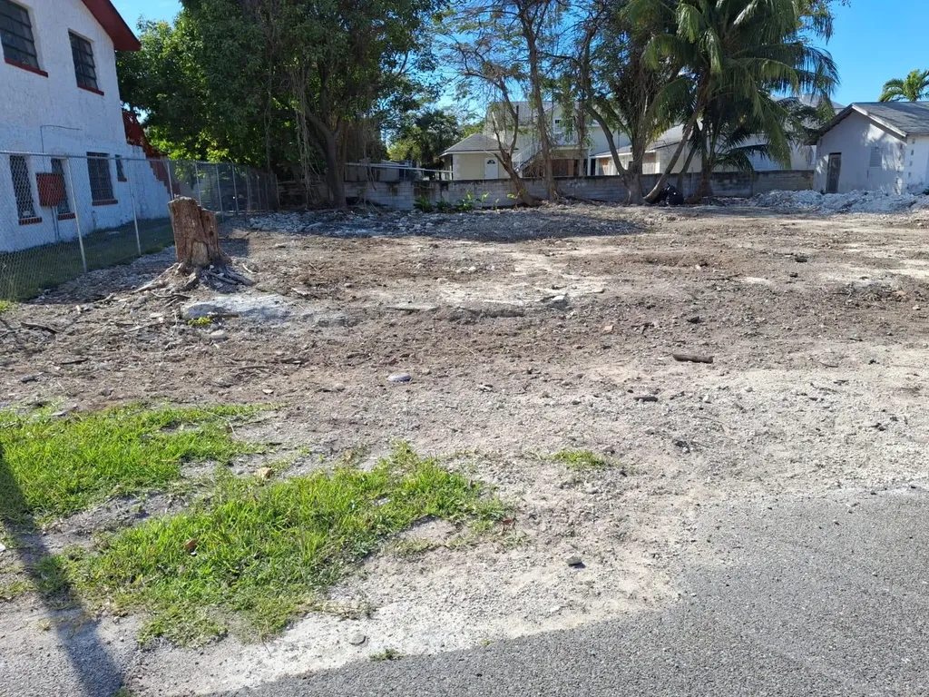 Yamacraw Vacant Lot! New Providence Paradise Island BS
