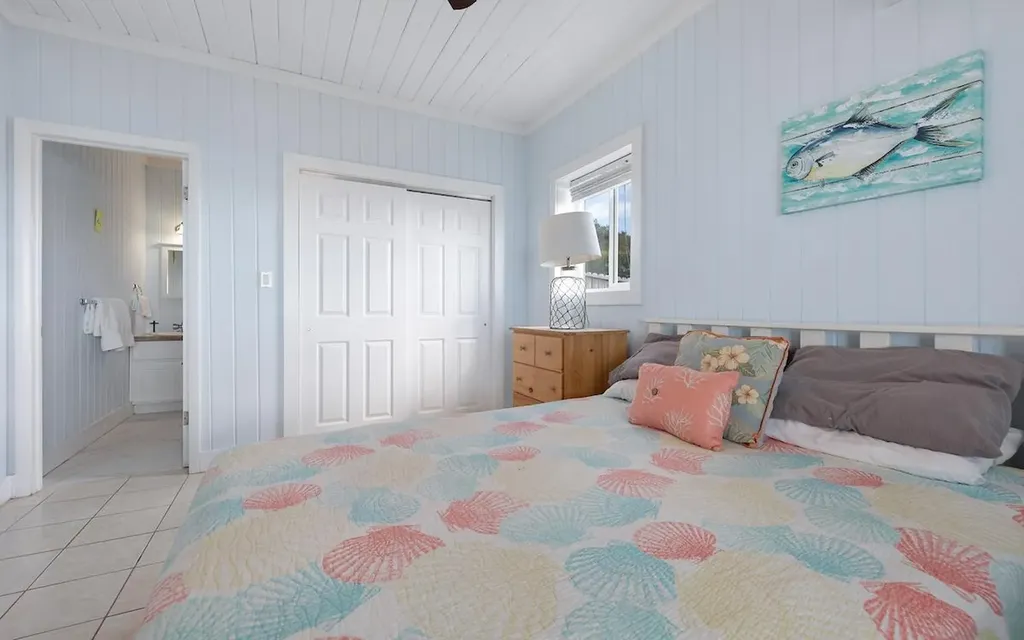 Wandering Shore Drive Eleuthera BS