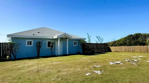 Wandering Shore Drive Eleuthera BS