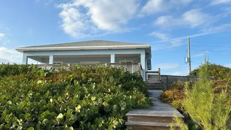 Wandering Shore Drive Eleuthera BS