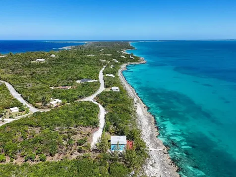 Wandering Shore Drive Eleuthera BS