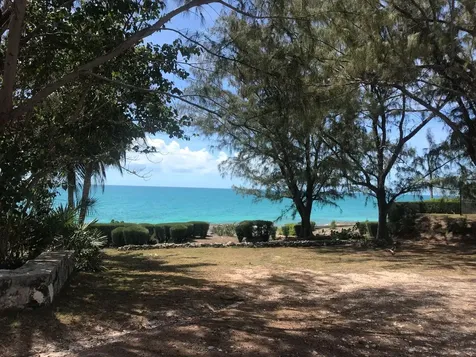 Wandering Shore Drive Eleuthera BS