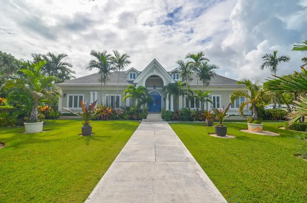 Eastern Road New Providence Paradise Island BS