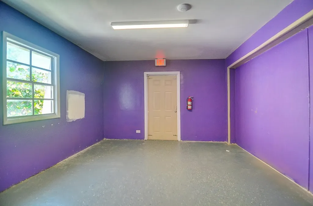 Palmdale Avenue New Providence Paradise Island BS