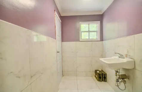 Palmdale Avenue New Providence Paradise Island BS