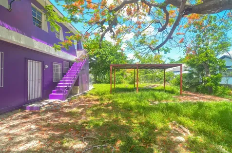 Palmdale Avenue New Providence Paradise Island BS