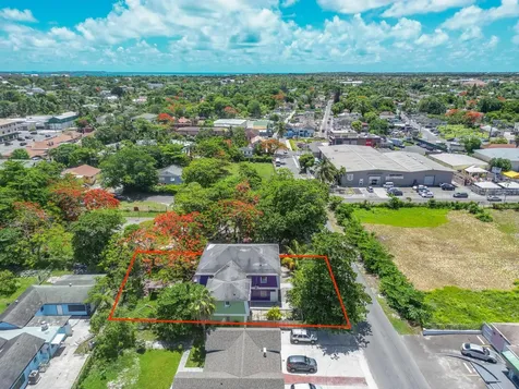 Palmdale Avenue New Providence Paradise Island BS
