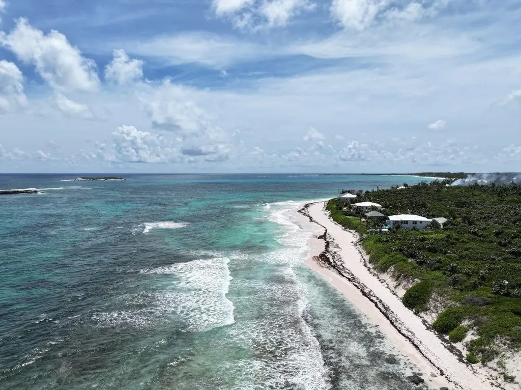 5a Beachfront Double Bay Eleuthera BS