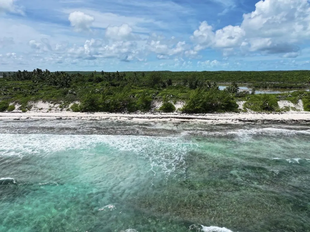 5a Beachfront Double Bay Eleuthera BS