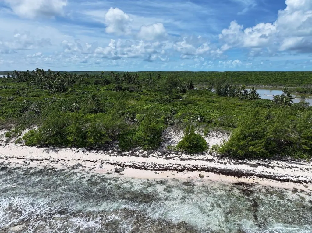 5a Beachfront Double Bay Eleuthera BS