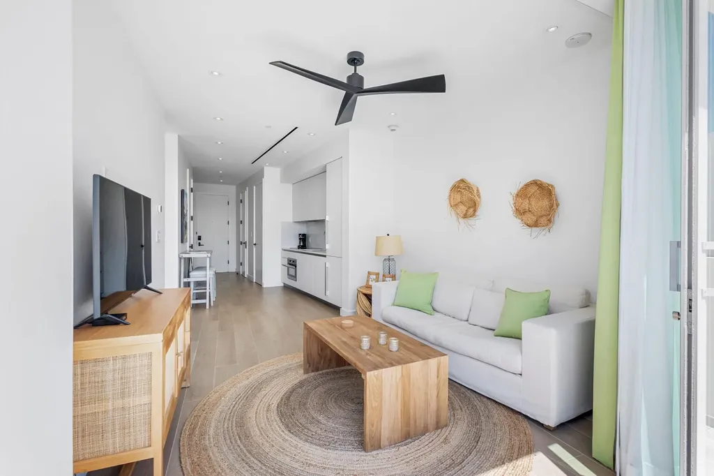 Goldwynn New Providence Paradise Island BS