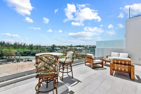 Goldwynn New Providence Paradise Island BS