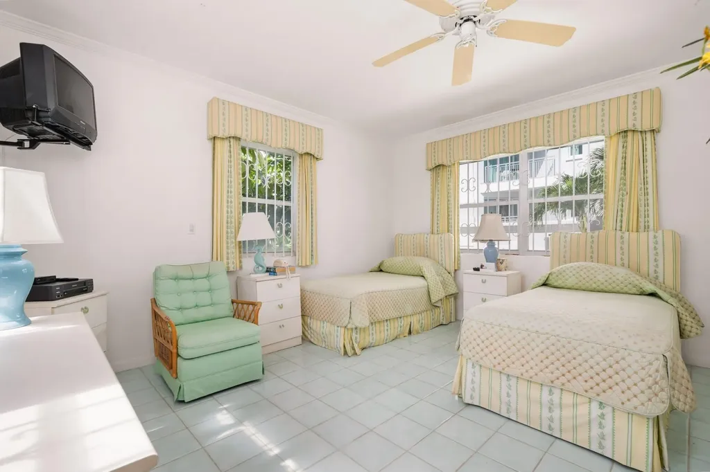 West Bay Street New Providence Paradise Island BS