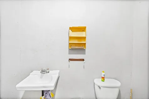 Carmichael Road Complex New Providence Paradise Island BS