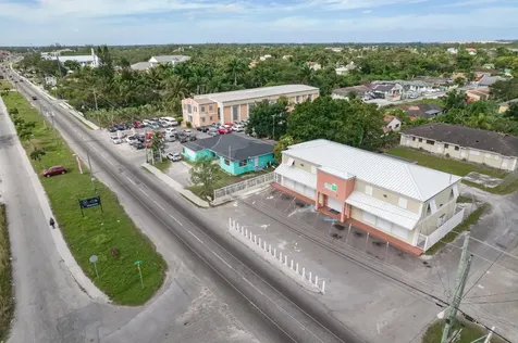 Carmichael Road Complex New Providence Paradise Island BS