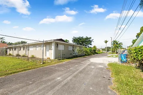 Carmichael Road Complex New Providence Paradise Island BS