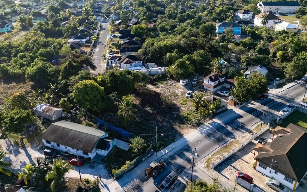 Carmichael Village New Providence Paradise Island BS