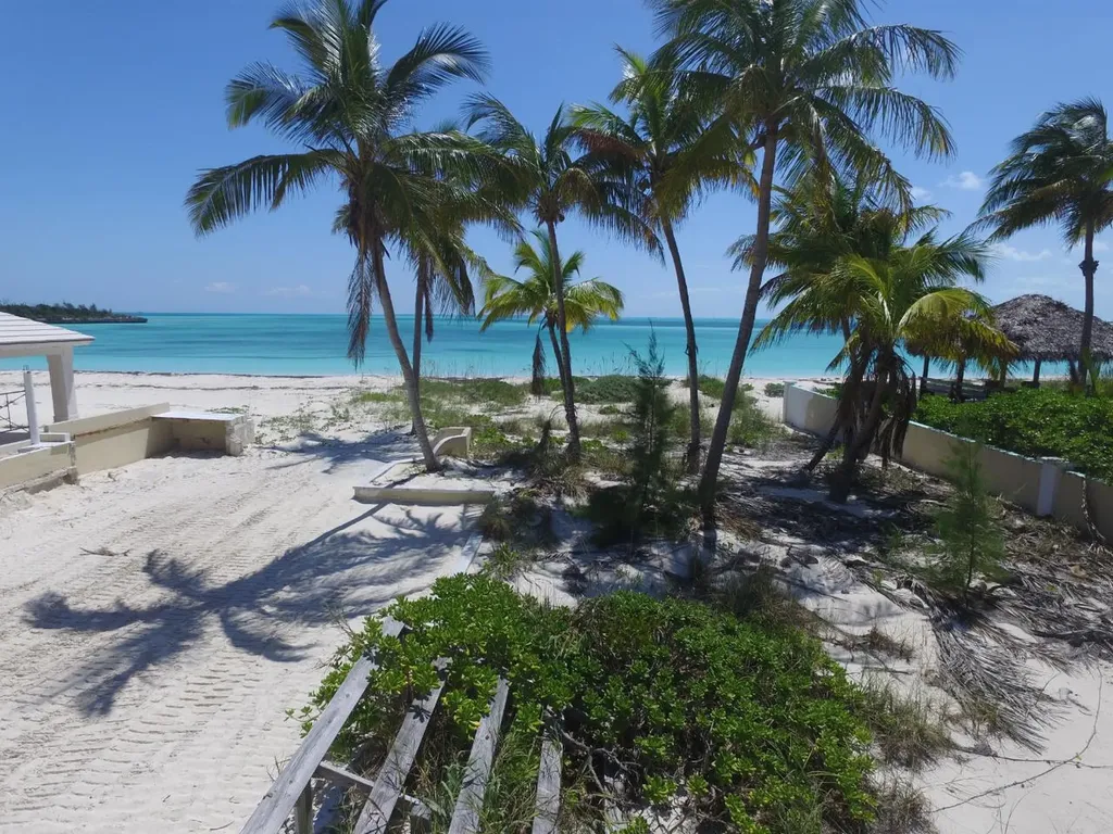 Coconuts Beach Lot Abaco BS