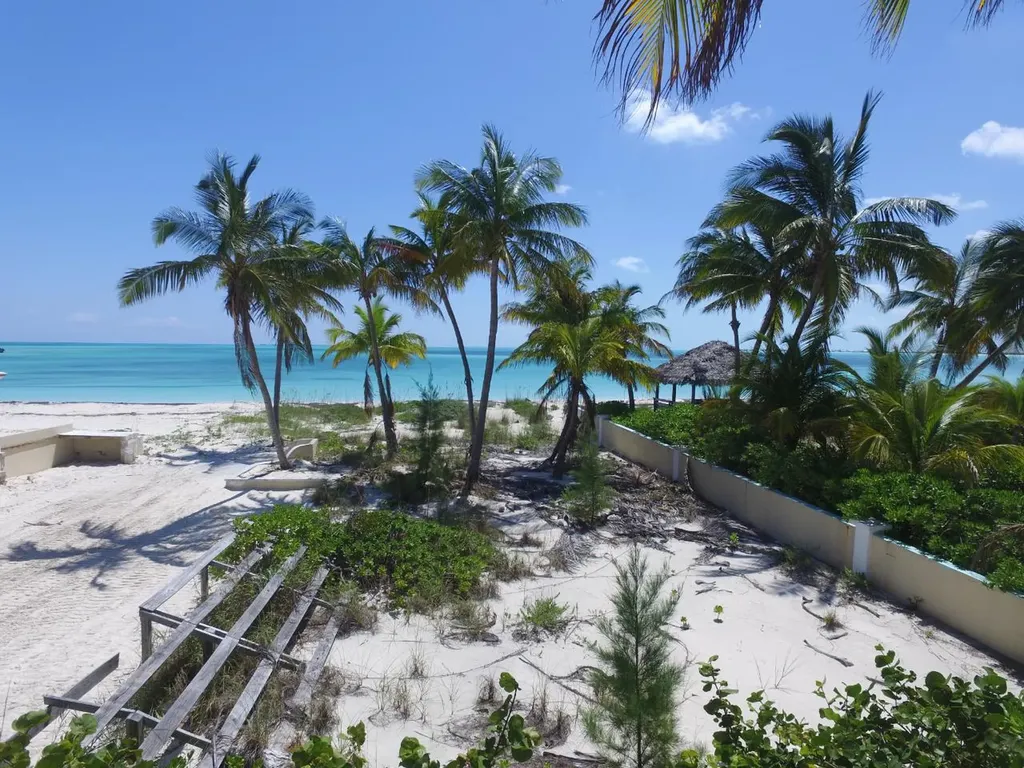 Coconuts Beach Lot Abaco BS