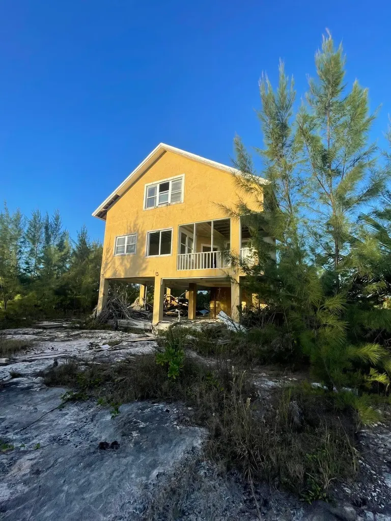 Basset Cove Hideaway Grand Bahama Freeport BS