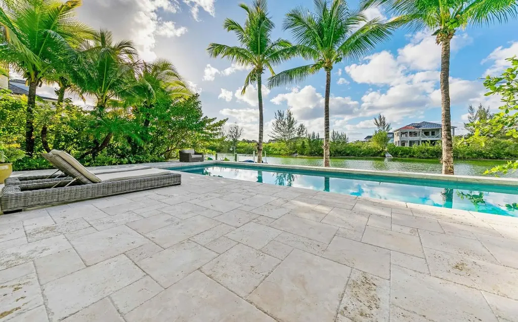 9 Charleston Lane Rental New Providence Paradise Island BS