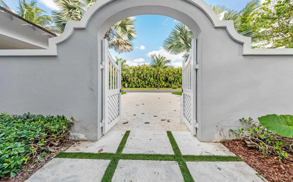 9 Charleston Lane Rental New Providence Paradise Island BS