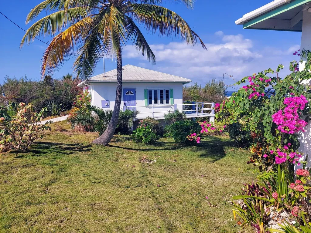 Rainbow Bay Home Two Lots Eleuthera BS