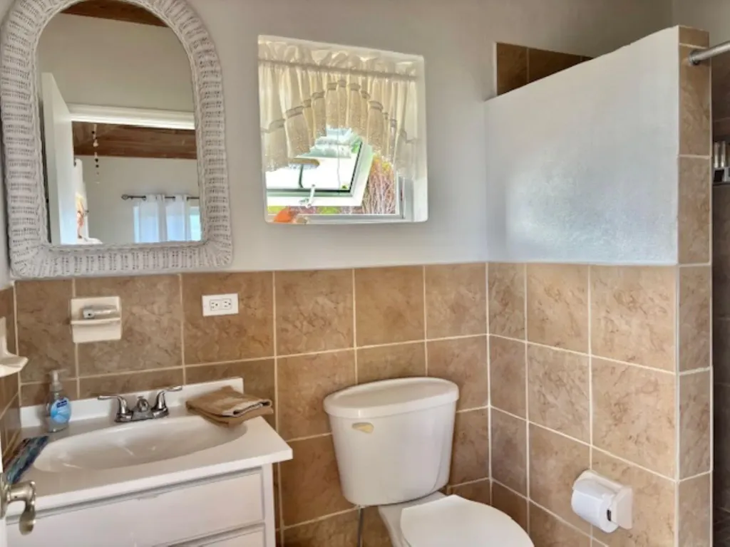 Rainbow Bay Home Two Lots Eleuthera BS