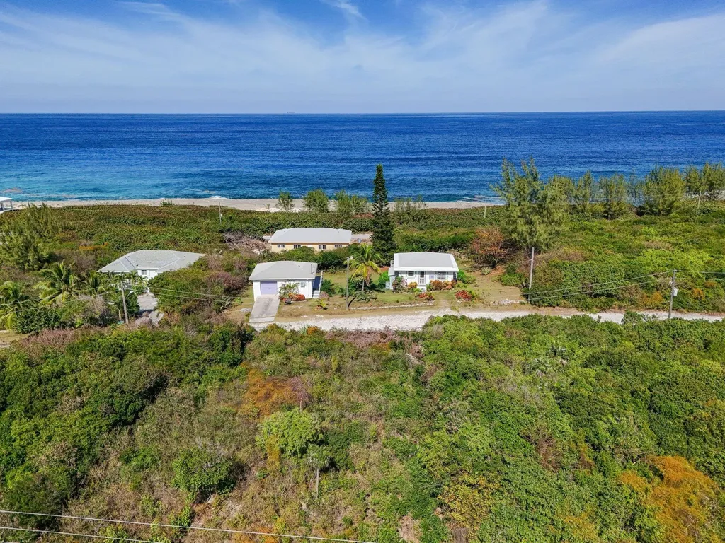 Rainbow Bay Home Two Lots Eleuthera BS