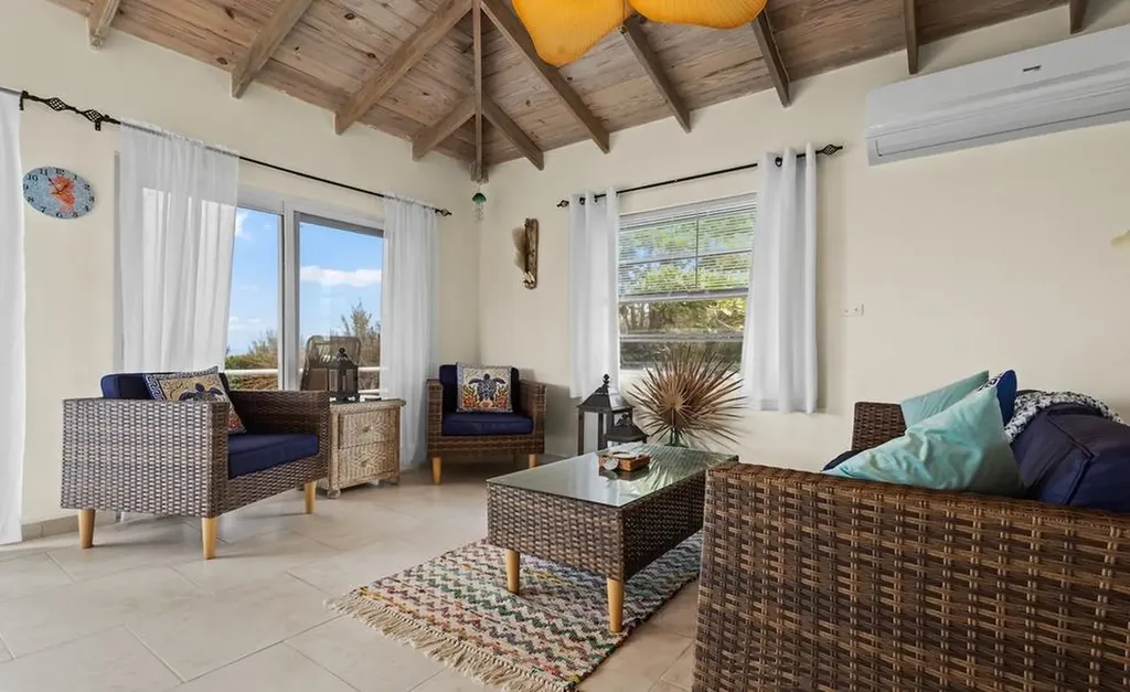 Rainbow Bay Home Two Lots Eleuthera BS