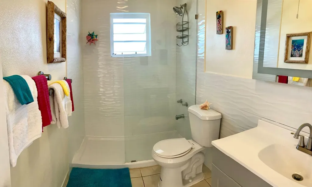 Rainbow Bay Home Two Lots Eleuthera BS