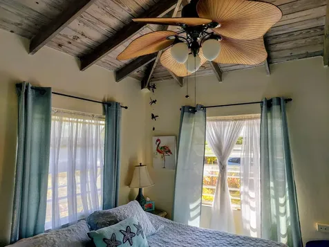 Rainbow Bay Home Two Lots Eleuthera BS