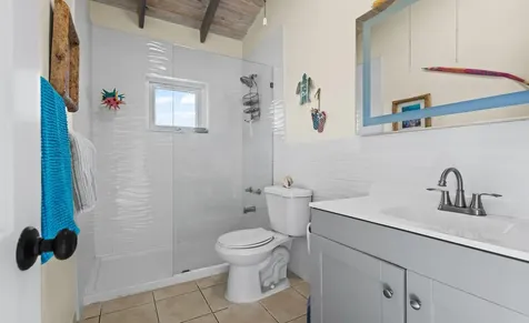 Rainbow Bay Home Two Lots Eleuthera BS