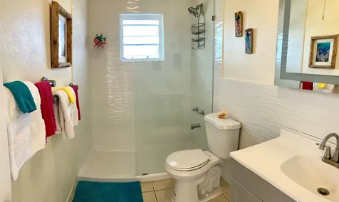 Rainbow Bay Home Two Lots Eleuthera BS