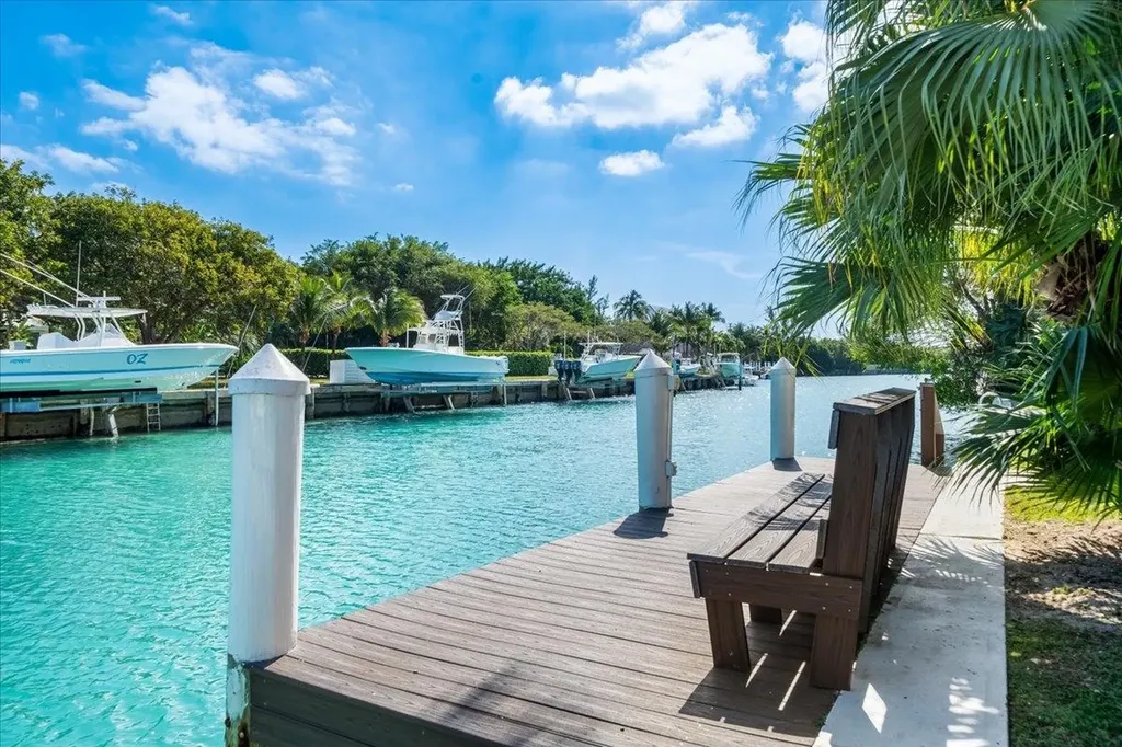 Bayswater Lane New Providence Paradise Island BS