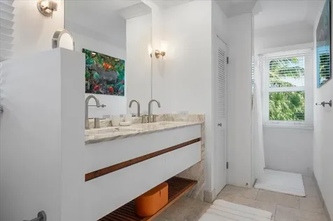 Bayswater Lane New Providence Paradise Island BS