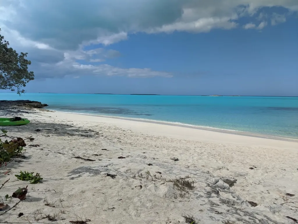 Taylor Mackenzie Drive #4 Exuma BS
