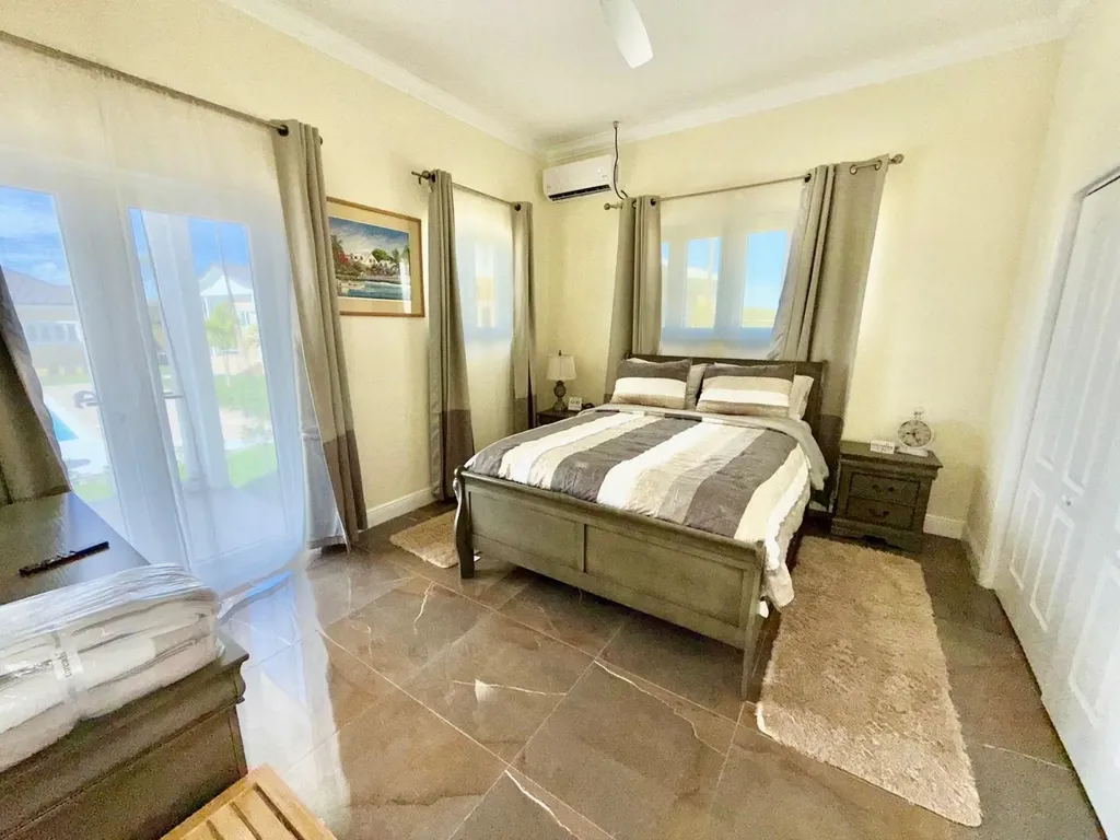 #4 Silver Coin Lane Grand Bahama Freeport BS