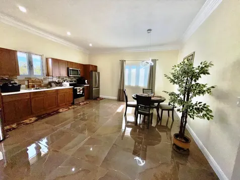 #4 Silver Coin Lane Grand Bahama Freeport BS