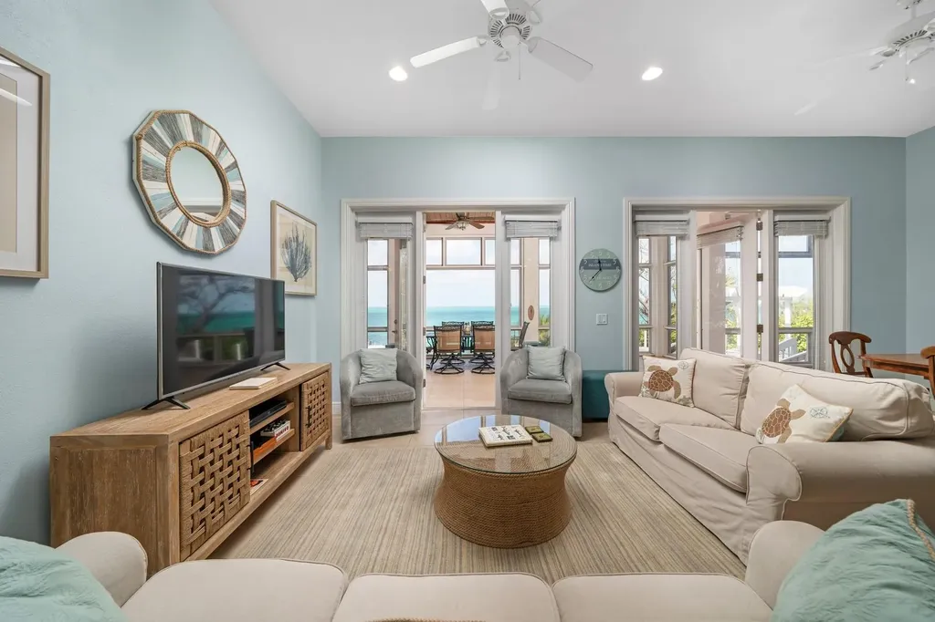 Pair Of Aces Abaco BS