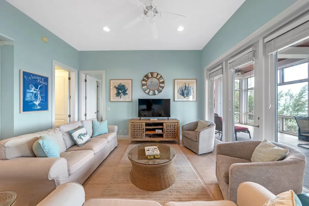 Pair Of Aces Abaco BS